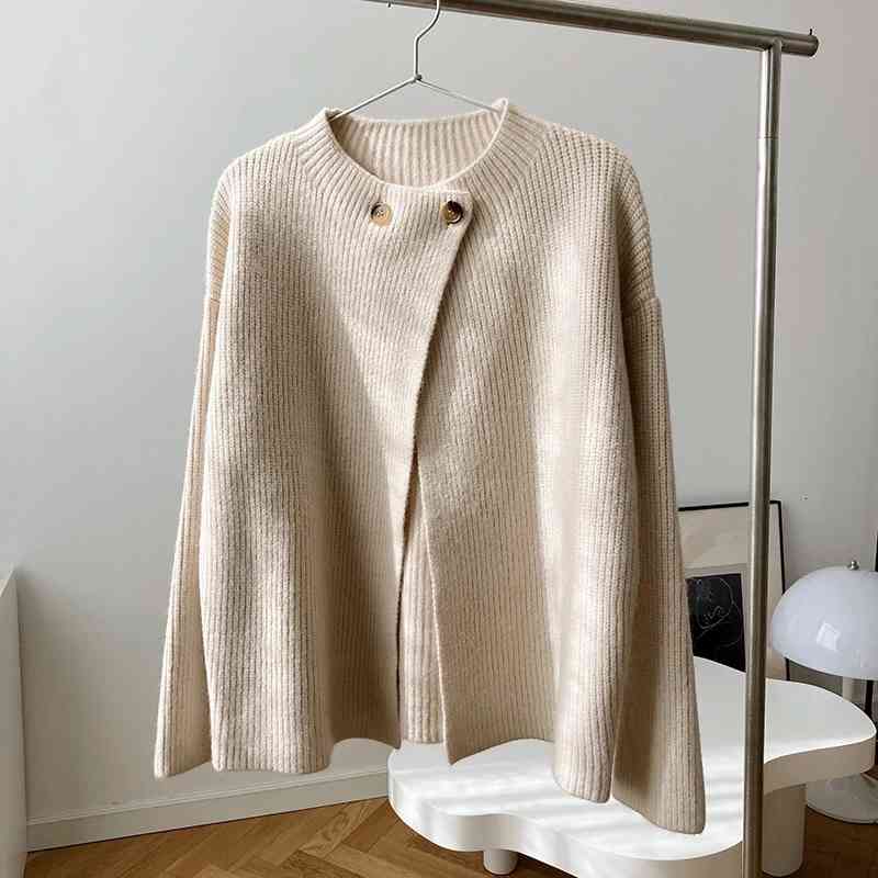 Women's Sweaters Female sweater knitted from the vintage Korean cardigan loose lazying jacket spring fall A44Y, 1# shoe box
Women's Sweaters Female sweater knitted from the vintage Korean cardigan loose lazying jacket spring fall A44Y, 1# shoe box
