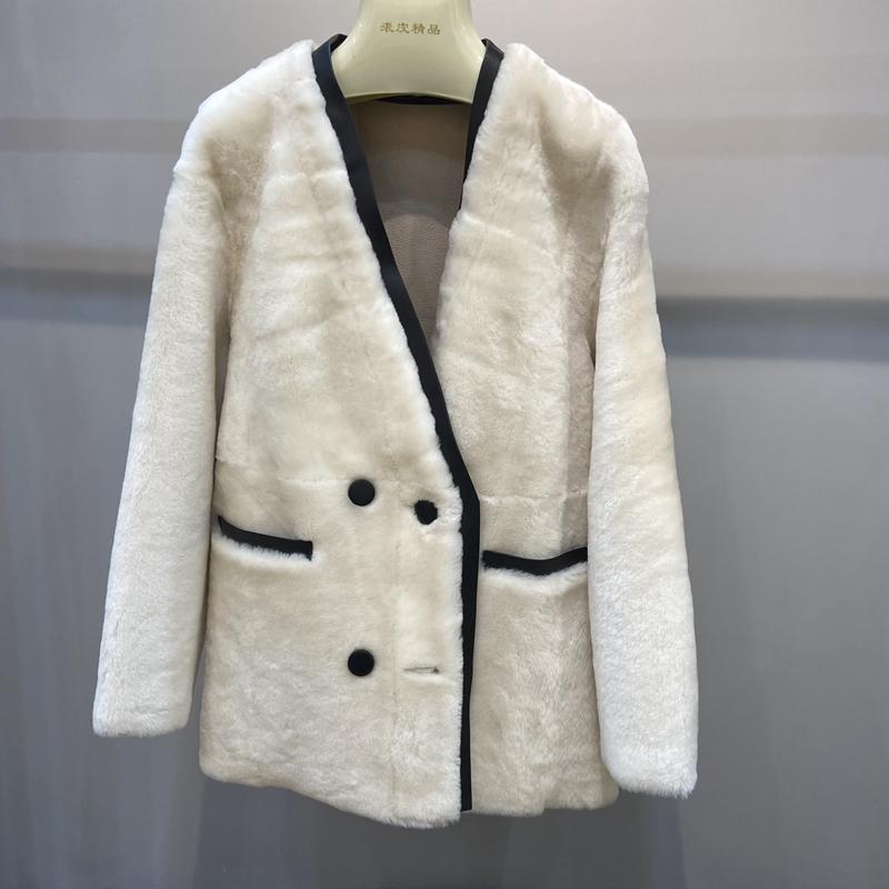 Women's Fur & Faux Winter Coat Genuine Sheepskin Real And Leather Jackets V Collar Long Sleeve Fashion Warm Female Clothing, Black 
Women's Fur & Faux Winter Coat Genuine Sheepskin Real And Leather Jackets V Collar Long Sleeve Fashion Warm Female Clothing, Black