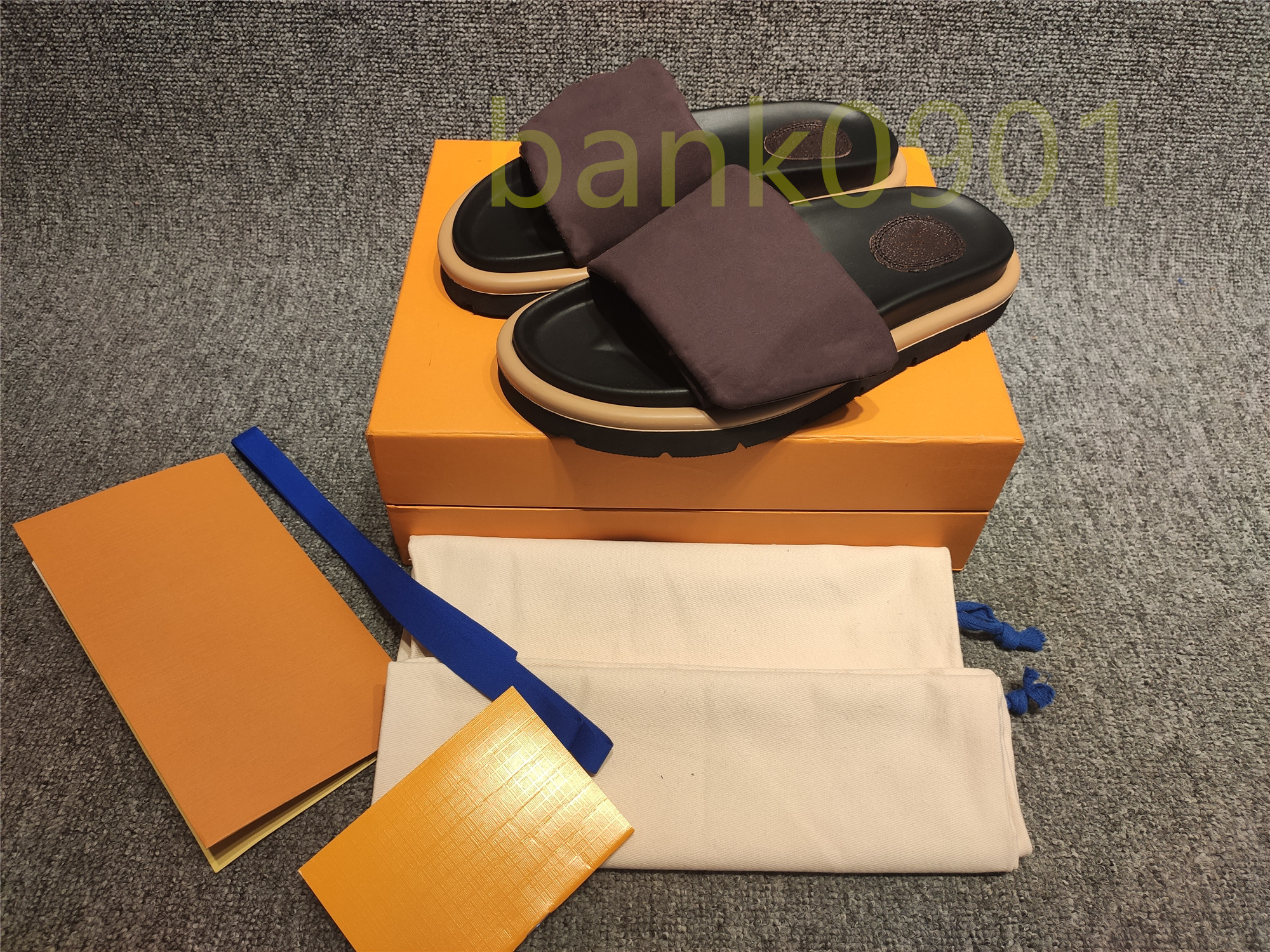 man designer sandal Beach Slide Woman Slipper Crocodile Skin Leather Flip Flops Sexy Ladies Orange Scuffs Shoes Original Box Dust Bag Pretty, White
man designer sandal Beach Slide Woman Slipper Crocodile Skin Leather Flip Flops Sexy Ladies Orange Scuffs Shoes Original Box Dust Bag Pretty, White