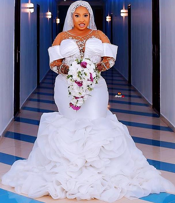 Plus Size Arabic Aso Ebi Mermaid Wedding Dresses 2022 Luxury Lace Crystal Ruffles Skirt African Nigerian Trumpet Brdial Gowns