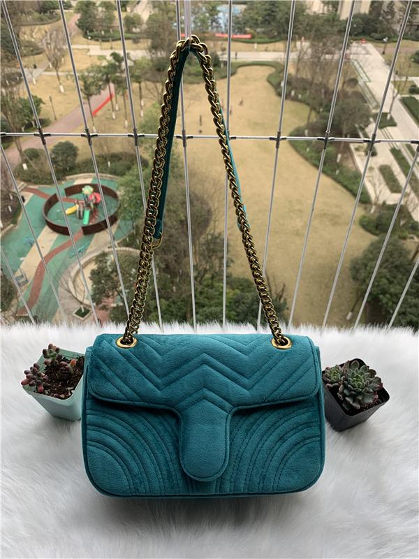 2021 new women's Bag Plush bags comfortable handle small dinner bag handbag and wallet for women classic shopping bag
2021 new women's Bag Plush bags comfortable handle small dinner bag handbag and wallet for women classic shopping bag