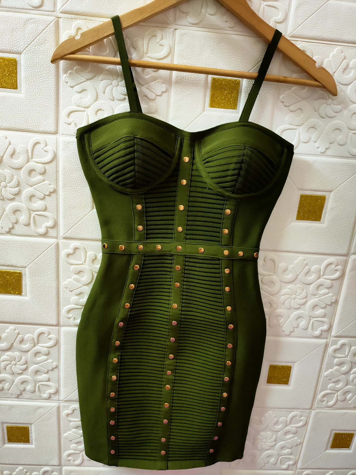 Night Dress Spaghetti Strap Mini Sleeveless Striped Bandage Dress Metal Rivet Club Sexy Cocktail Sheath Vestidos Christmas 210309