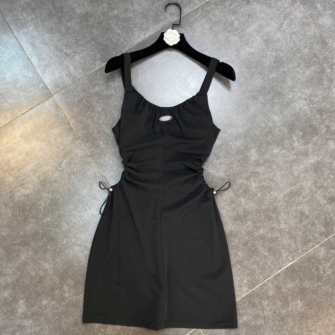 DEAT Spring Summer Fashion Casual U-neck Waist Hollow Drawcord Waist Sleeveless Dress Women SK176 210709