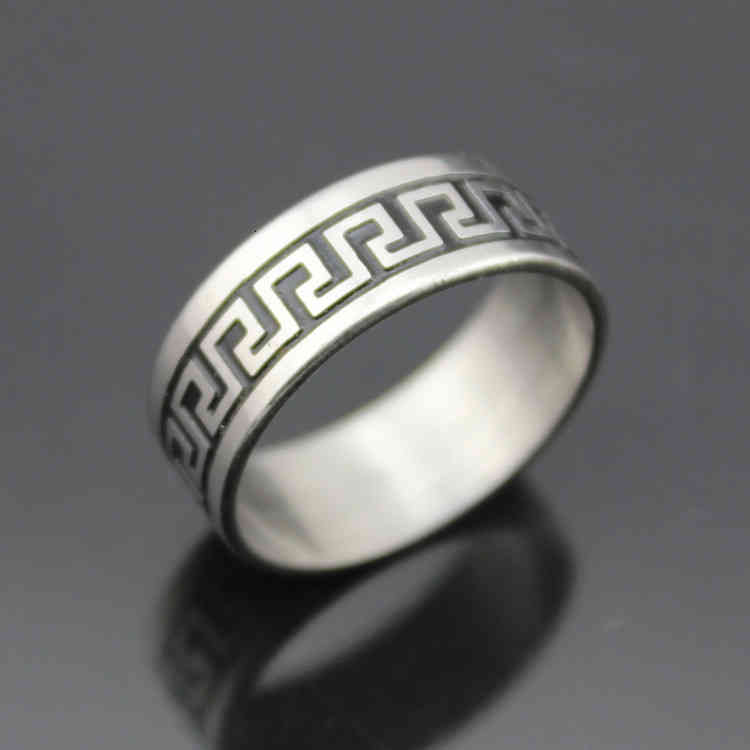 Rings Fashion Trend Great Wall Pattern Ring Men's and Women's Universal Stainless Steel Selling Jewelry
Rings Fashion Trend Great Wall Pattern Ring Men's and Women's Universal Stainless Steel Selling Jewelry
