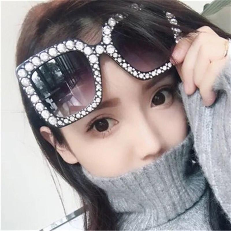 Sunglasses Square Shining Hole Women Eyewear Oversized Designer Flash Shades Female Anti-UV Sun Glasses Oculos Lunette
Sunglasses Square Shining Hole Women Eyewear Oversized Designer Flash Shades Female Anti-UV Sun Glasses Oculos Lunette