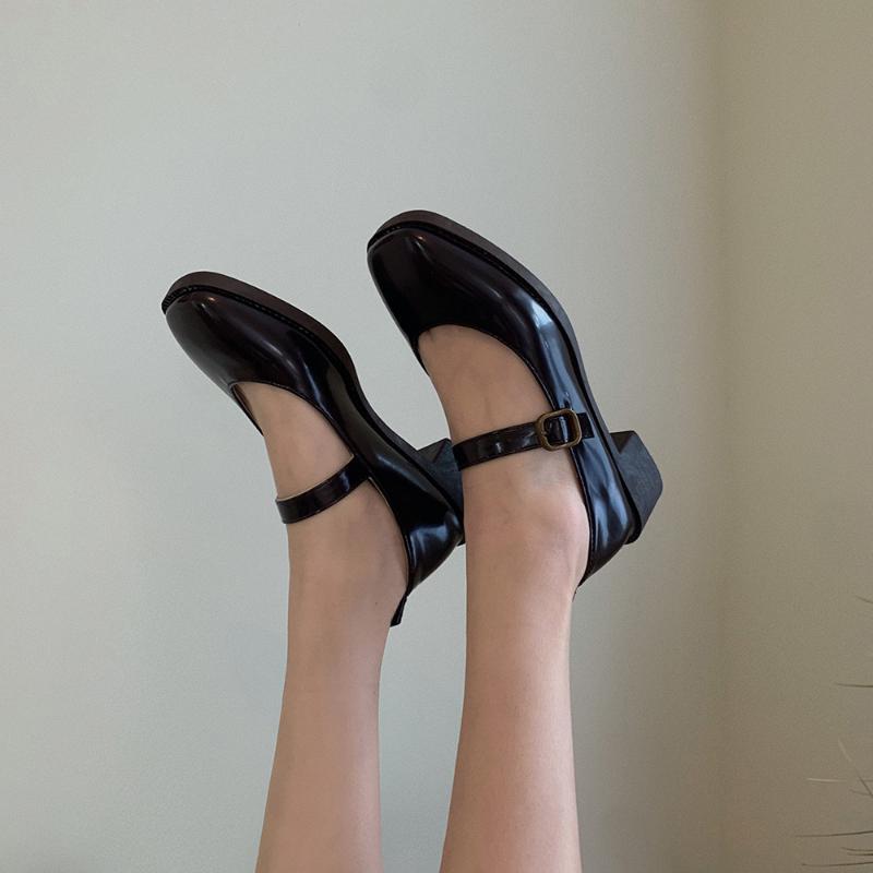 Dress Shoes Ladies High Heels 2021 Autumn Thick Heel Leather Women Mary Jane Retro Big Toe Buckle, Black
Dress Shoes Ladies High Heels 2021 Autumn Thick Heel Leather Women Mary Jane Retro Big Toe Buckle, Black