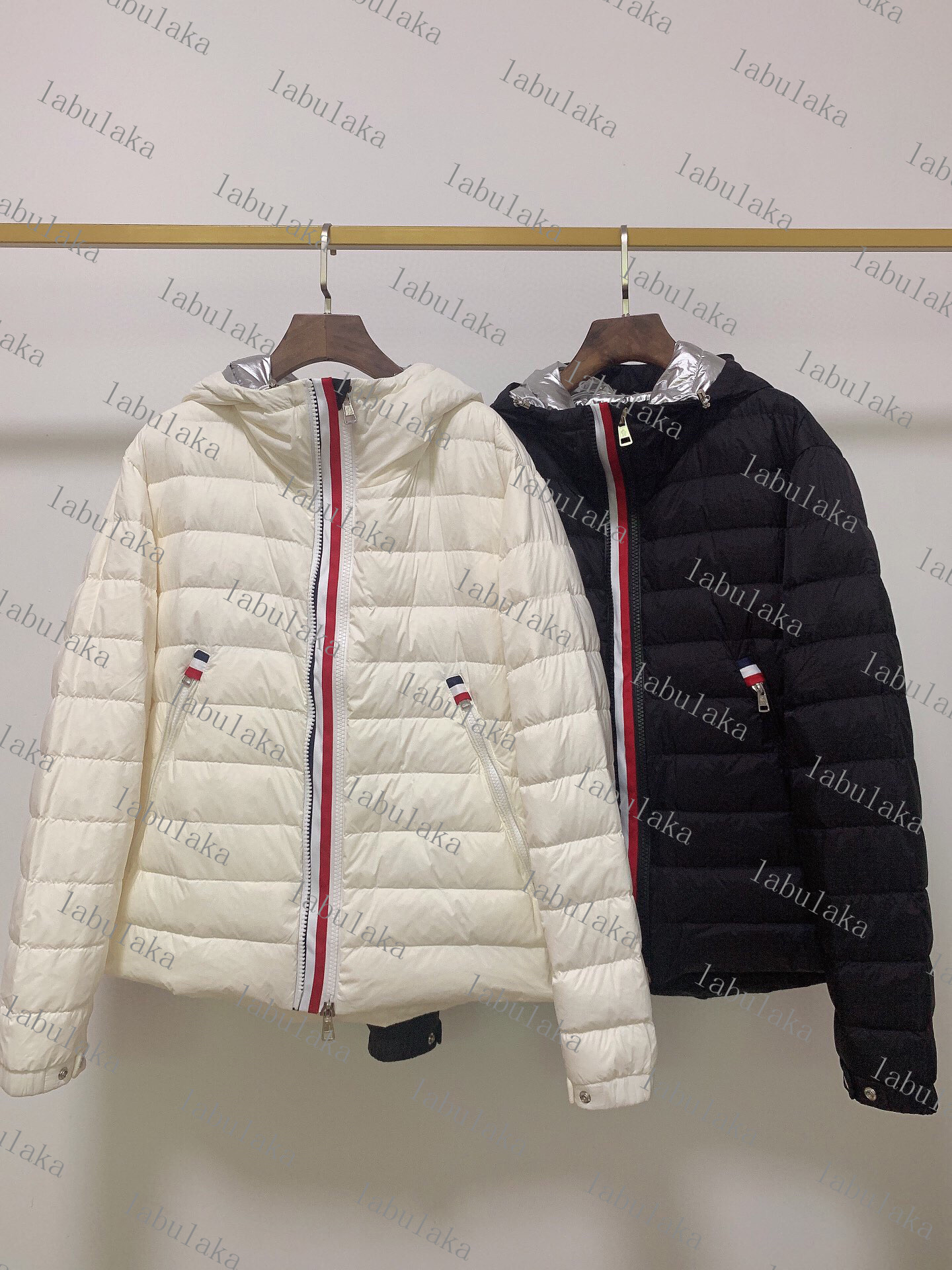 Fashion Mens Jackets Parka boy Classic Casual Down Coatsgentlemen Feather Winter Jacket Unisex Coat Outwear mister coats Lightweight top quality
Fashion Mens Jackets Parka boy Classic Casual Down Coatsgentlemen Feather Winter Jacket Unisex Coat Outwear mister coats Lightweight top quality