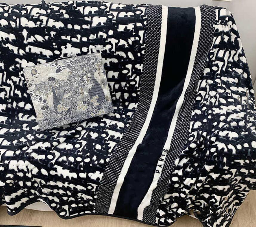Blankets Designers All seasons Letter Print Home Blanket Adults Kids Carpet Home Textiles Beddings Supplies
Blankets Designers All seasons Letter Print Home Blanket Adults Kids Carpet Home Textiles Beddings Supplies