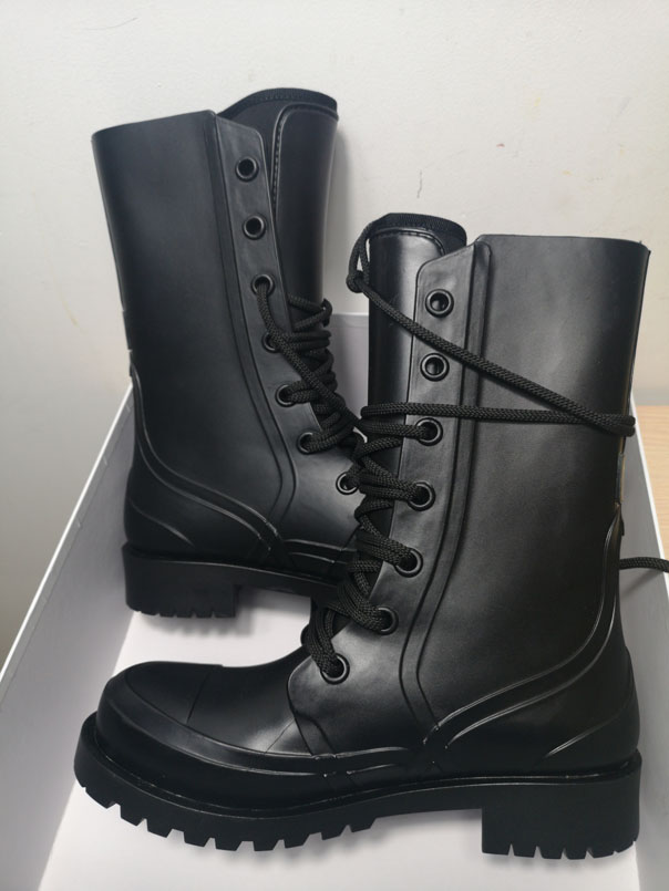 High quality women's boots fashion slide comfortable rain shoes show party motorcycle military boot luxury designer shoe size 35-40, Box
High quality women's boots fashion slide comfortable rain shoes show party motorcycle military boot luxury designer shoe size 35-40, Box