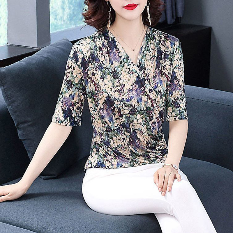 Women Spring Summer Style Lace Blouses Shirts Lady Casual V-Neck Short Sleeve Flower Printed Blusas Tops DD8816 210225