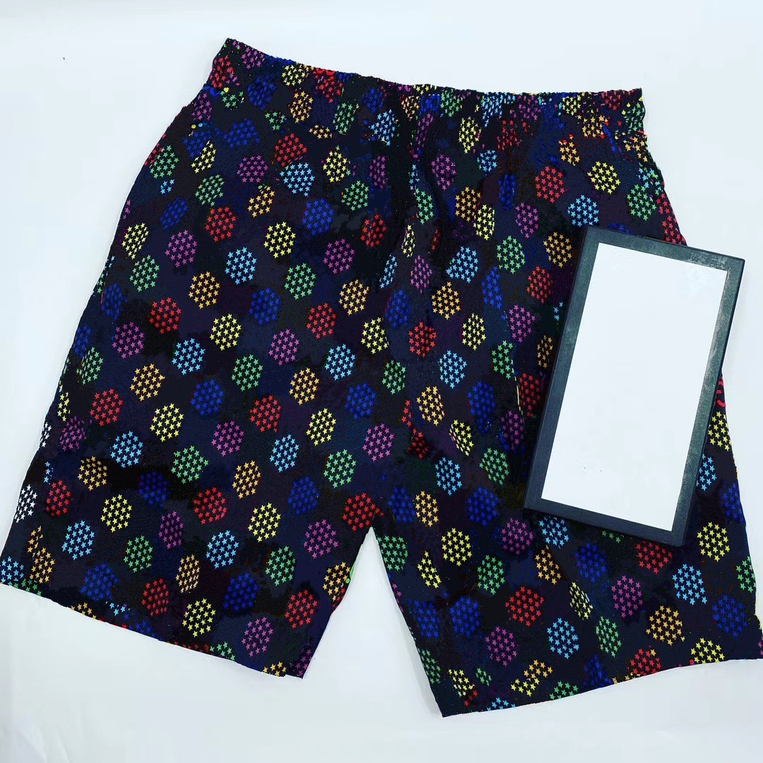 2021 Designers Men Summer Slim Shorts Gym Fitness Bodybuilding Running Male Short Pant Knee Length Breathable Mesh Sportswear beach pants 21ss
2021 Designers Men Summer Slim Shorts Gym Fitness Bodybuilding Running Male Short Pant Knee Length Breathable Mesh Sportswear beach pants 21ss