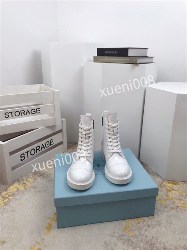 New Designer Leather and nylon fabric booties 35-40 Women Ankle Boots Leather Biker Boots Australia Winter zh211032, 02
New Designer Leather and nylon fabric booties 35-40 Women Ankle Boots Leather Biker Boots Australia Winter zh211032, 02