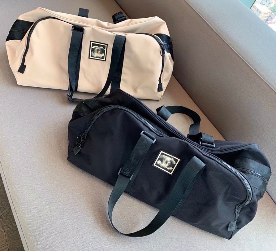 Wind middle ancient square standard travel luggage women's large capacity dry wet separation sports fitness bag UNCX
Wind middle ancient square standard travel luggage women's large capacity dry wet separation sports fitness bag UNCX