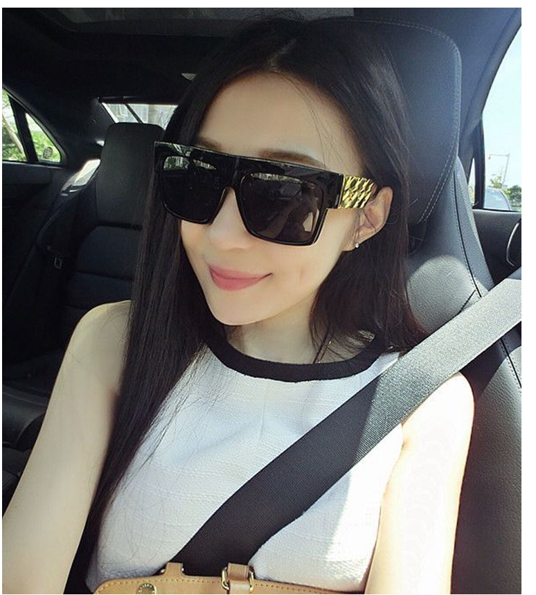 NEW Arrival Women Square Luxury Sunglasses Oversize Unique Clear Female Sun glasses Eyeglasses Big Brand Designer
NEW Arrival Women Square Luxury Sunglasses Oversize Unique Clear Female Sun glasses Eyeglasses Big Brand Designer