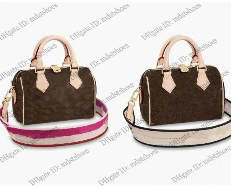 SPEEDY Nano BANDOULIÈRE 20 25cm Boston Bags Favorite Women Designer City Keepal Toron Double handle Bag Cross Body with Engraved padlock
SPEEDY Nano BANDOULIÈRE 20 25cm Boston Bags Favorite Women Designer City Keepal Toron Double handle Bag Cross Body with Engraved padlock