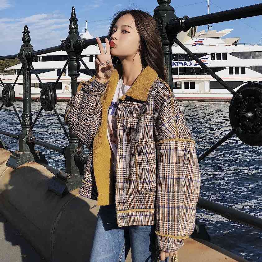 Women's Jackets Female tract thicked jacket short winter lamb wool collar color blocking checked overcoat loose casual baseball clothes Q5Q2, Beige
Women's Jackets Female tract thicked jacket short winter lamb wool collar color blocking checked overcoat loose casual baseball clothes Q5Q2, Beige