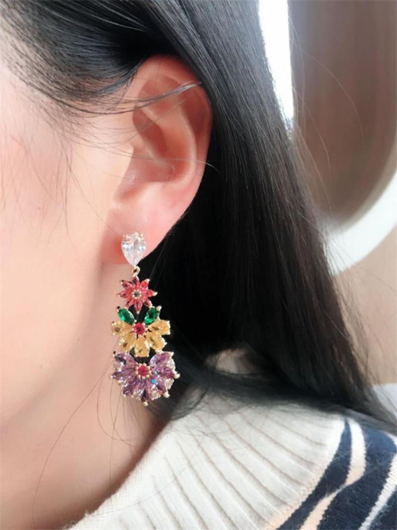 Dangle & Chandelier Rococo Style Colored Treasure Earrings Pink Crystal Flower S925 Silver Color Jewelry For Woman
Dangle & Chandelier Rococo Style Colored Treasure Earrings Pink Crystal Flower S925 Silver Color Jewelry For Woman
