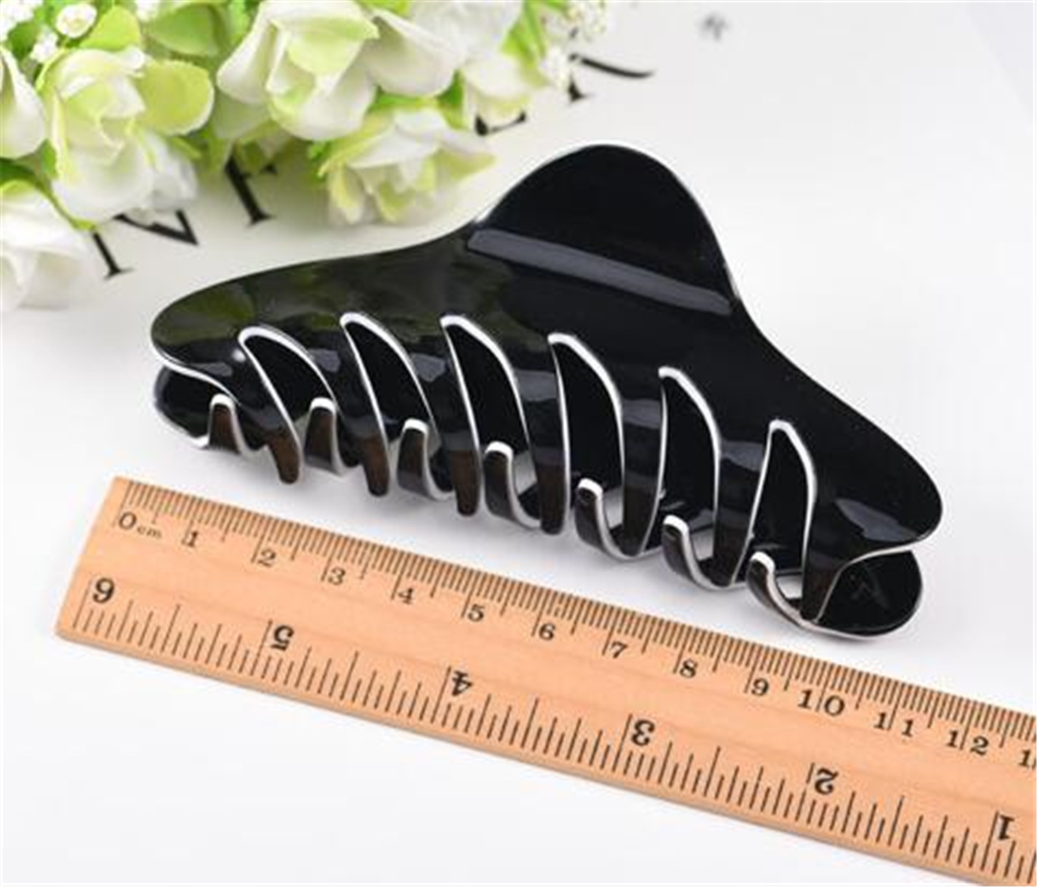 86 hot sell 2020 women's New simple bow-studded hairpin high quality Multicolor hairpin, Black;brown
86 hot sell 2020 women's New simple bow-studded hairpin high quality Multicolor hairpin, Black;brown