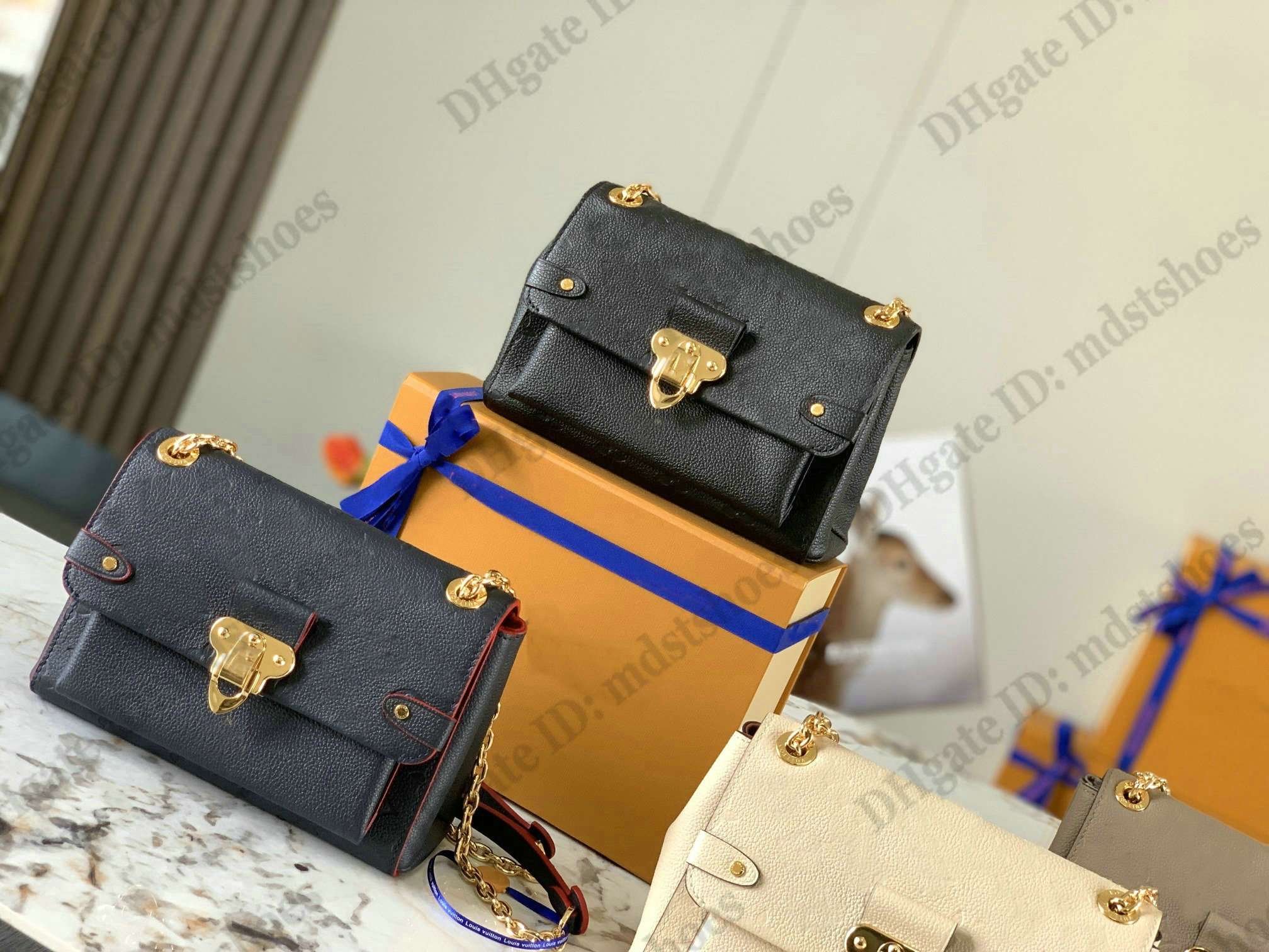 Vavin Chain Flap Bag PM BB Cross Body Embossed Monograms Leather Womens Shoulder Bag with Metal Signature Lock M43936 25cm
Vavin Chain Flap Bag PM BB Cross Body Embossed Monograms Leather Womens Shoulder Bag with Metal Signature Lock M43936 25cm