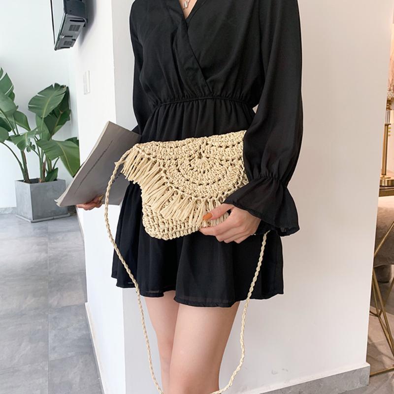 Wholesale Summer Straw Bags For Women Handmade Tassel Beach Bags 2020 Rattan Woven Handbags Vacation Shoulder Crossbody Clutch
Wholesale Summer Straw Bags For Women Handmade Tassel Beach Bags 2020 Rattan Woven Handbags Vacation Shoulder Crossbody Clutch