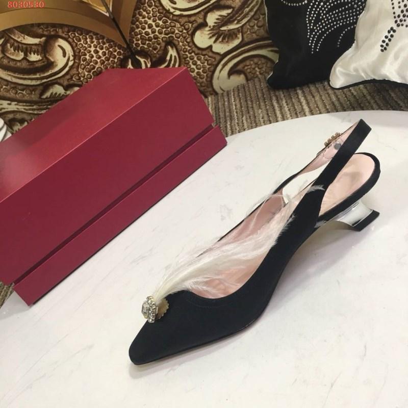 Hot Sale-Spring/summer 2021 new women sandals catwalk style all imported leather with feathers decoration sandals, Black
Hot Sale-Spring/summer 2021 new women sandals catwalk style all imported leather with feathers decoration sandals, Black