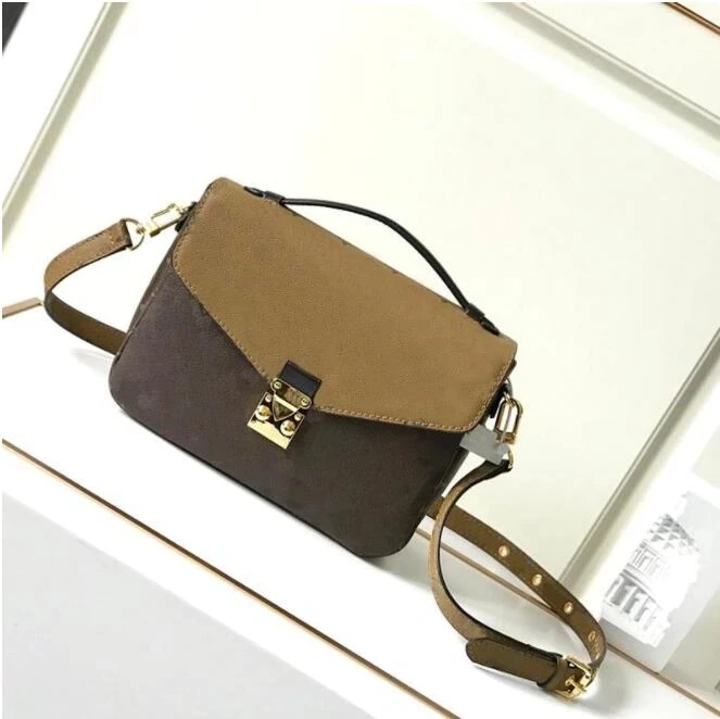 Classic printing flower Pochette Metis Totes Luxurys Designers Messenger Bag Real Leather Women Handbag Handbags Purse Shoulder Crossbody Bags M40780, Red
Classic printing flower Pochette Metis Totes Luxurys Designers Messenger Bag Real Leather Women Handbag Handbags Purse Shoulder Crossbody Bags M40780, Red