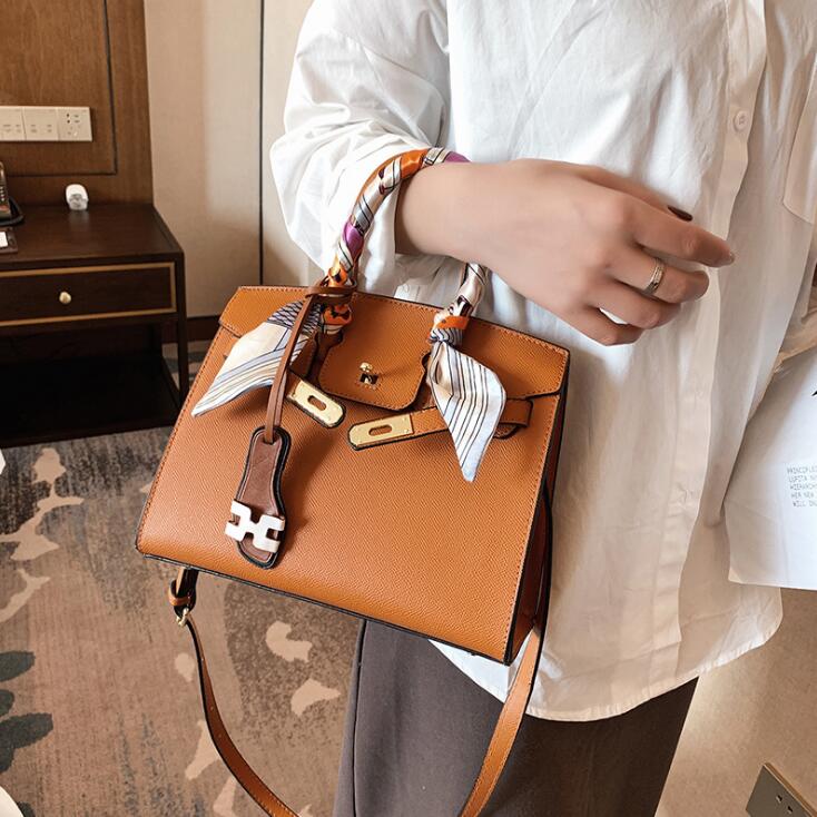 2021 Women Designer bags Womens Purse Tote handbags Fashion Style Luxury bag Pu Leather High Quality handbag wholesale Wallets, Green
2021 Women Designer bags Womens Purse Tote handbags Fashion Style Luxury bag Pu Leather High Quality handbag wholesale Wallets, Green