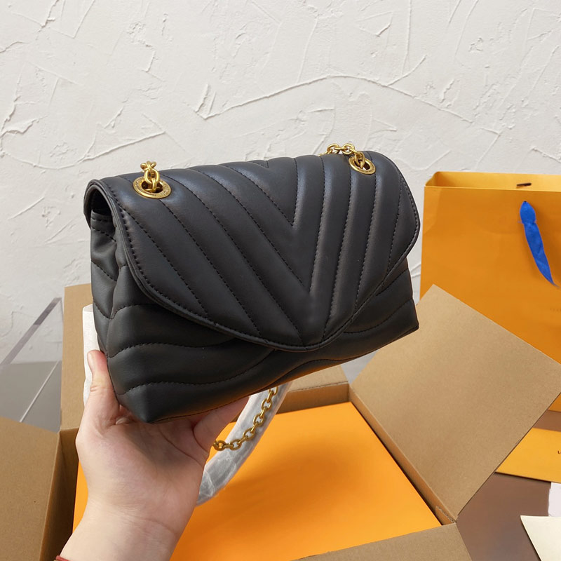 Women Classic New Wave Postman Messenger Bag Gold Chain L Letter Flap Corssbody Shoulder Bags Solid Color Multiple Colors Fashion Wallets Handbag Purse
Women Classic New Wave Postman Messenger Bag Gold Chain L Letter Flap Corssbody Shoulder Bags Solid Color Multiple Colors Fashion Wallets Handbag Purse