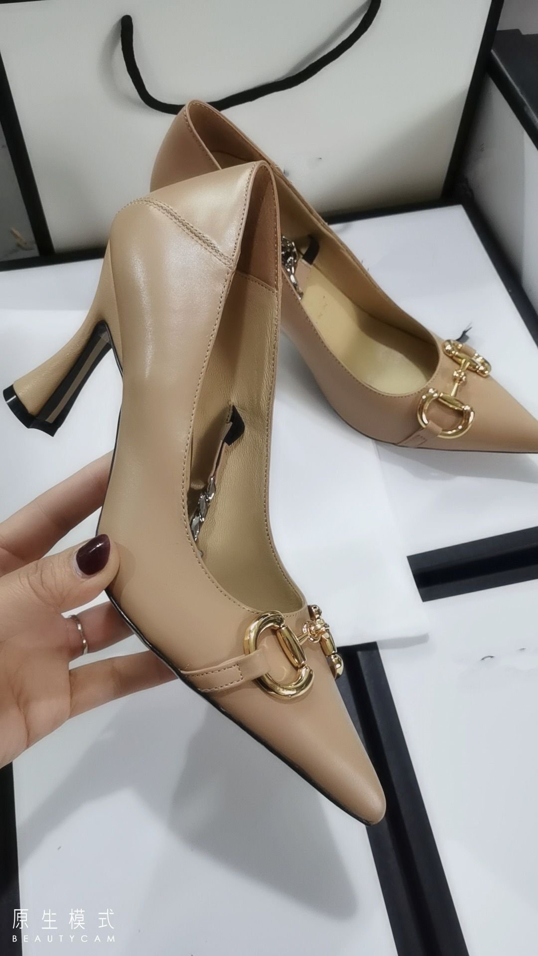 Brand leather set foot simple women's shoes 2021 new spring wild shallow mouth retro fashion high-heeled pointed toe mjjj002
Brand leather set foot simple women's shoes 2021 new spring wild shallow mouth retro fashion high-heeled pointed toe mjjj002