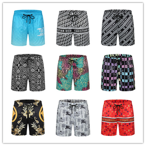 2021 SS spring and summer new arrival high-quality tide brand clothing men's shorts printed shorts M-3XL 9608, White;black
2021 SS spring and summer new arrival high-quality tide brand clothing men's shorts printed shorts M-3XL 9608, White;black