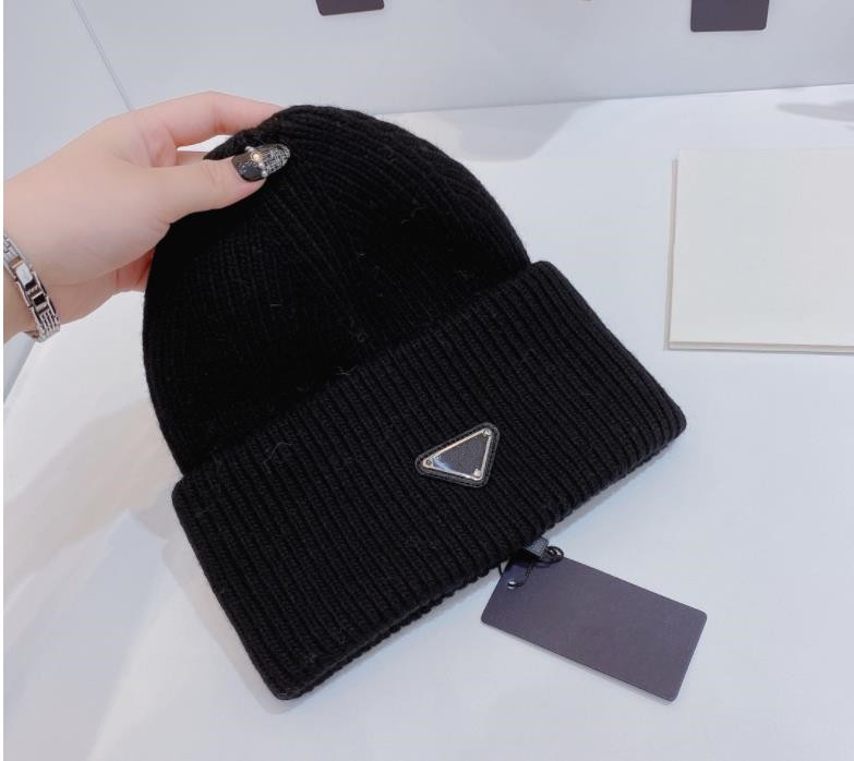 2021 Designer Knitted Beanies Skull Caps For Women Fashion Ladies Triangle style Autumn Winter Warm Sports Beanie Hat Womens Skullies Girl S, Blue;gray
2021 Designer Knitted Beanies Skull Caps For Women Fashion Ladies Triangle style Autumn Winter Warm Sports Beanie Hat Womens Skullies Girl S, Blue;gray