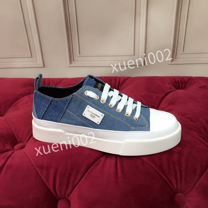 luxurys designers socks mens shoes boots platform sneakers Casual of triple Beige black white bule Neon womens sports fashion outdoor size 35-45 hc210802, 05
luxurys designers socks mens shoes boots platform sneakers Casual of triple Beige black white bule Neon womens sports fashion outdoor size 35-45 hc210802, 05