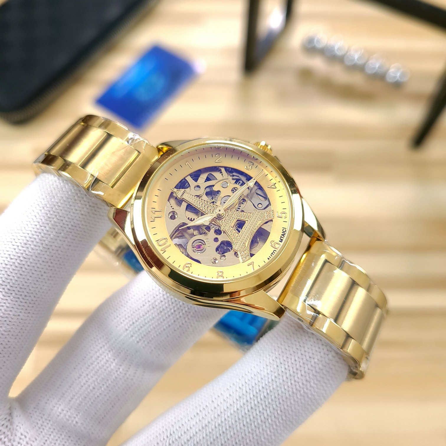 New high quality three needle series automatic mechanical watch fashion men's watches Top brand steel watchband luxury style dial
New high quality three needle series automatic mechanical watch fashion men's watches Top brand steel watchband luxury style dial