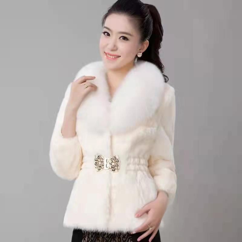 Women's Fur & Faux Winter Imitation Coat, Fake Fur, Slim Short , Warm Collar, Black
Women's Fur & Faux Winter Imitation Coat, Fake Fur, Slim Short , Warm Collar, Black