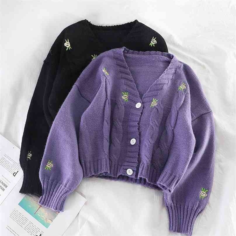 Spring Autumn Women Cardigan Flower Embroidery Vintage Short Tops Ladies V-neck Single Breasted Casual Chic Violet Sweaters 210525
Spring Autumn Women Cardigan Flower Embroidery Vintage Short Tops Ladies V-neck Single Breasted Casual Chic Violet Sweaters 210525