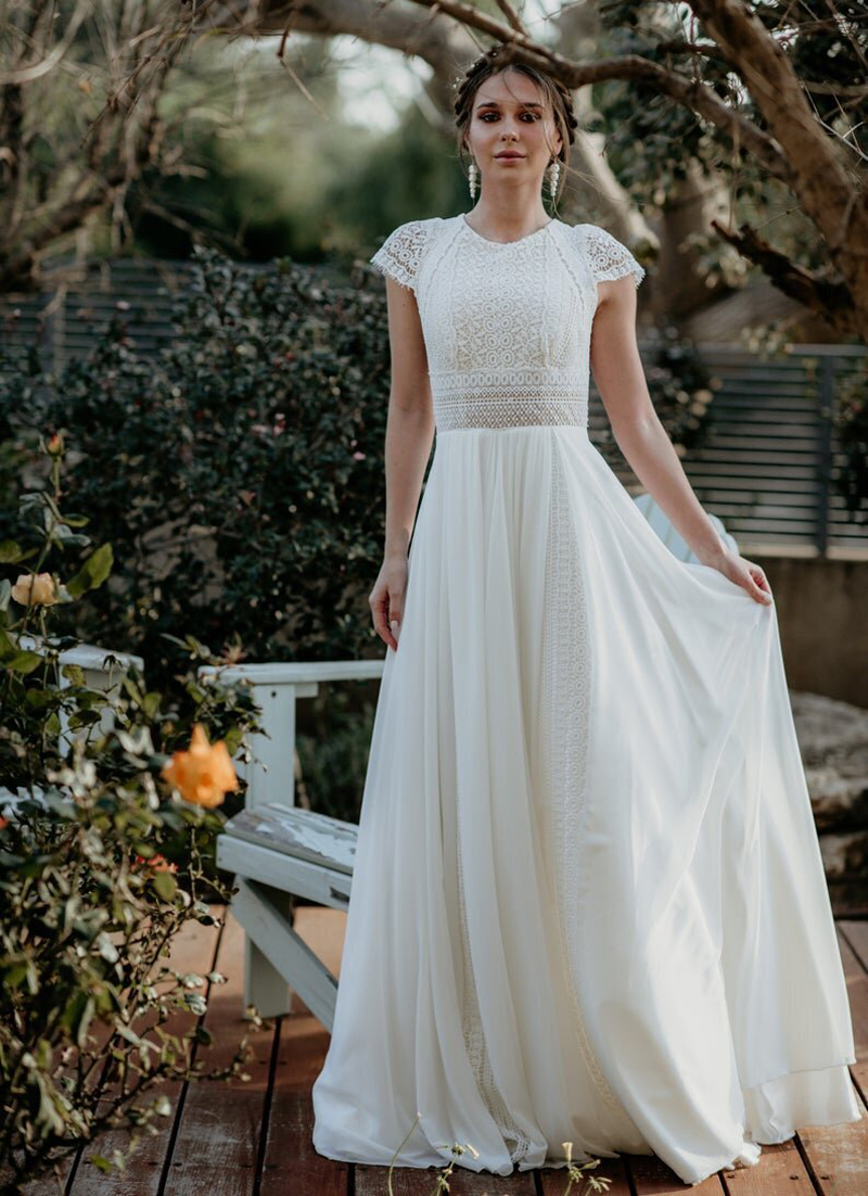 Exquisite Jewel Bohemian Long Dresses A-e Cap Short Sleeve Boho Lace Bride Dress Chiffon Beach Bridal Wedding Gown Customized