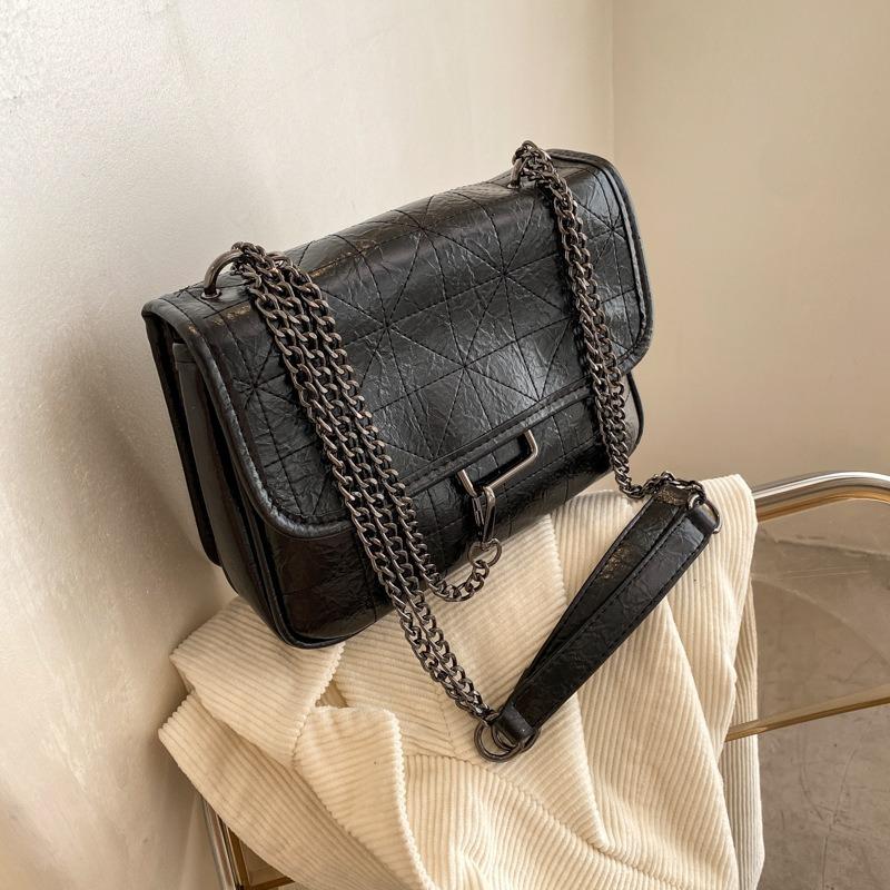 Luxury women's small bag 2021 new trendy simple chain western style Korean personality casual bag fashion shoulder messenger, Black
Luxury women's small bag 2021 new trendy simple chain western style Korean personality casual bag fashion shoulder messenger, Black