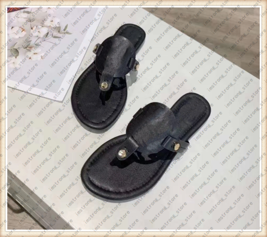 Designers Women Sandals Luxurys Slides Womens Shoes Fashion Designers Flat Slides Flip Flops Platform Sandals Slippers Sandal With Box 0301Q, Ship nothing
Designers Women Sandals Luxurys Slides Womens Shoes Fashion Designers Flat Slides Flip Flops Platform Sandals Slippers Sandal With Box 0301Q, Ship nothing
