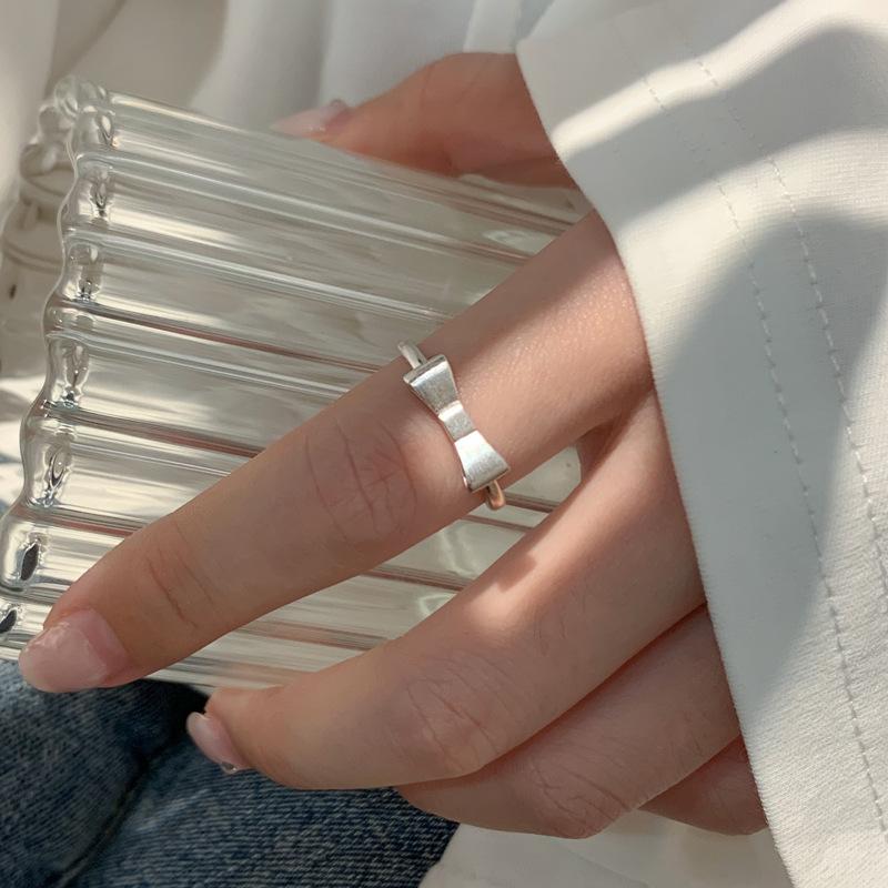 Wedding Rings Minimalist Tail Ring Silver Color Matte Adjustable Bowknot For Women Girl Party Gift Jewelry, Slivery;golden
Wedding Rings Minimalist Tail Ring Silver Color Matte Adjustable Bowknot For Women Girl Party Gift Jewelry, Slivery;golden
