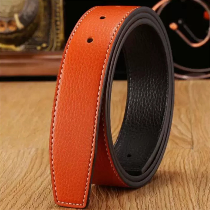 2022 Men's and Women's Designer Belt Real Cowhide Leather Black Gold + Silver buckle size 95-125cm AA88, No box
2022 Men's and Women's Designer Belt Real Cowhide Leather Black Gold + Silver buckle size 95-125cm AA88, No box