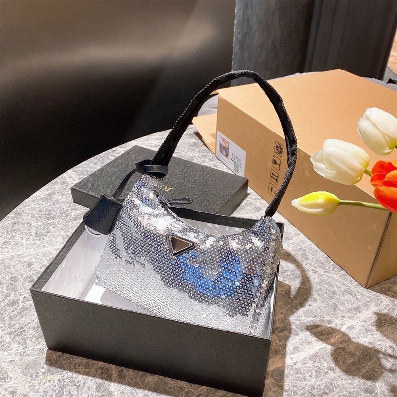 New shoulder bags 2021 Women handbag Crossbody bag brands designer handbags high quality flower printing bag purse 21 12cm 11151, Black
New shoulder bags 2021 Women handbag Crossbody bag brands designer handbags high quality flower printing bag purse 21 12cm 11151, Black