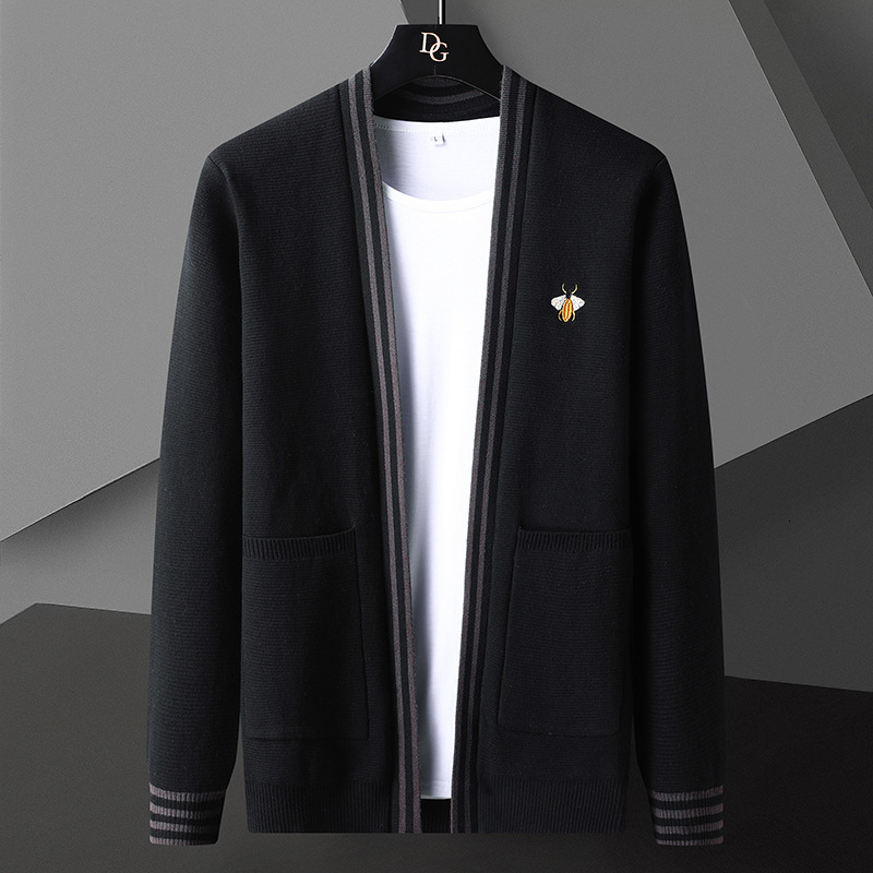 knit sweater autumn men's ted cardigan loose coat spring and striped little bee, White;black
knit sweater autumn men's ted cardigan loose coat spring and striped little bee, White;black