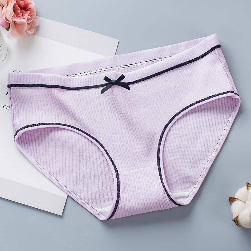 Women's Panties Sexy Cotton Breathable Briefs Solid Soft Seamless Underwear Female Intimate Brief, Black;pink
Women's Panties Sexy Cotton Breathable Briefs Solid Soft Seamless Underwear Female Intimate Brief, Black;pink