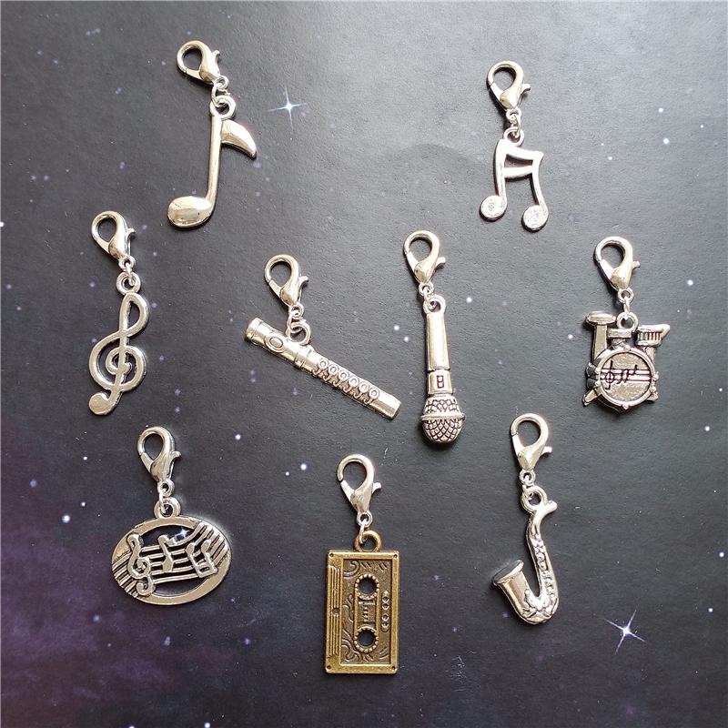 Charms 2pcs In Set Music Note Clip On Charm Mini Musical Instrument Antiuqe Silver Color Dangle Saxophone
Charms 2pcs In Set Music Note Clip On Charm Mini Musical Instrument Antiuqe Silver Color Dangle Saxophone