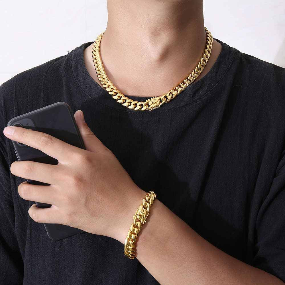 Hip hop mens jewelry titanium steel miami cadena cubana hollow choker necklace jewellry gold plated curb cuban link chains
Hip hop mens jewelry titanium steel miami cadena cubana hollow choker necklace jewellry gold plated curb cuban link chains