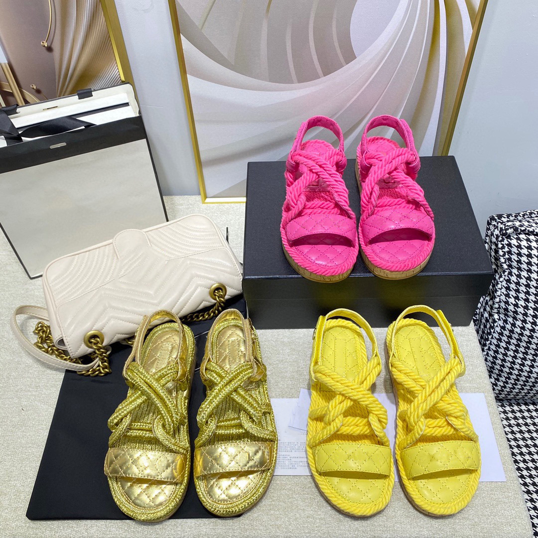 Women Rope Sandals Designer Slipper Flat Sandal Outdoor Beach Flip Flops Leather Printed Lace-up Casual Shoes With Box 331, Socks
Women Rope Sandals Designer Slipper Flat Sandal Outdoor Beach Flip Flops Leather Printed Lace-up Casual Shoes With Box 331, Socks