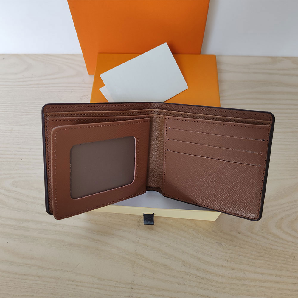 High Quality Three pages Wallet Holders men Wallets plaid style Fashion Designer mens purses Holder Letter PU Leather Womens purse Luxury unisex moneybag with box, Brown plaid pocket change
High Quality Three pages Wallet Holders men Wallets plaid style Fashion Designer mens purses Holder Letter PU Leather Womens purse Luxury unisex moneybag with box, Brown plaid pocket change
