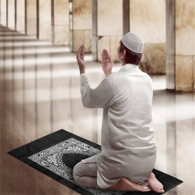 Carpets Muslim Prayer Carpets Rug Polyester Portable Braided Mats Simply Print with Compass In Pouch Travel Home Mat Blanket 100*60cm, As shown
Carpets Muslim Prayer Carpets Rug Polyester Portable Braided Mats Simply Print with Compass In Pouch Travel Home Mat Blanket 100*60cm, As shown