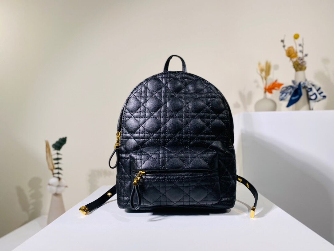 2021 SS lady luxurys designers three-piece shopping handbag wallet Top quality hot Pochette women soft cross body bag M44840 shoulder popular holder totes Trio purse
2021 SS lady luxurys designers three-piece shopping handbag wallet Top quality hot Pochette women soft cross body bag M44840 shoulder popular holder totes Trio purse