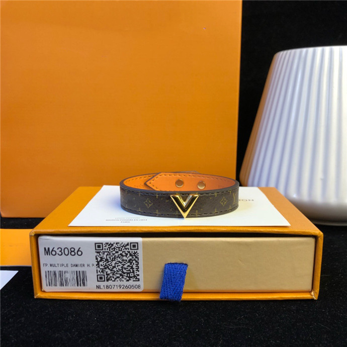 Womens Love Bracelet Letters Mens Bangle Lovers Hand Rope Fashion Adjustable Bracelets Party Jewelry Unisex
Womens Love Bracelet Letters Mens Bangle Lovers Hand Rope Fashion Adjustable Bracelets Party Jewelry Unisex